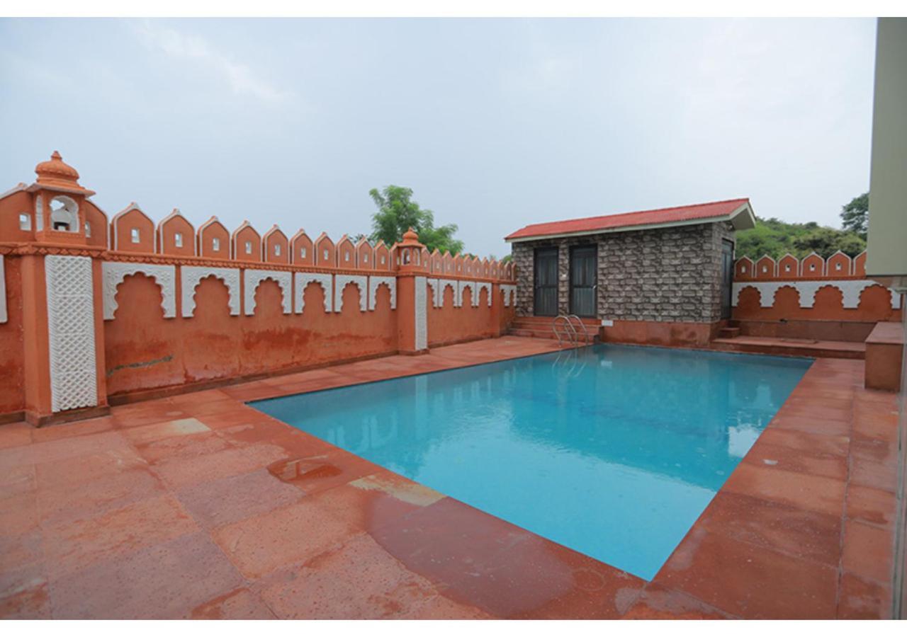 Hotel Raha Udaipur Exterior photo