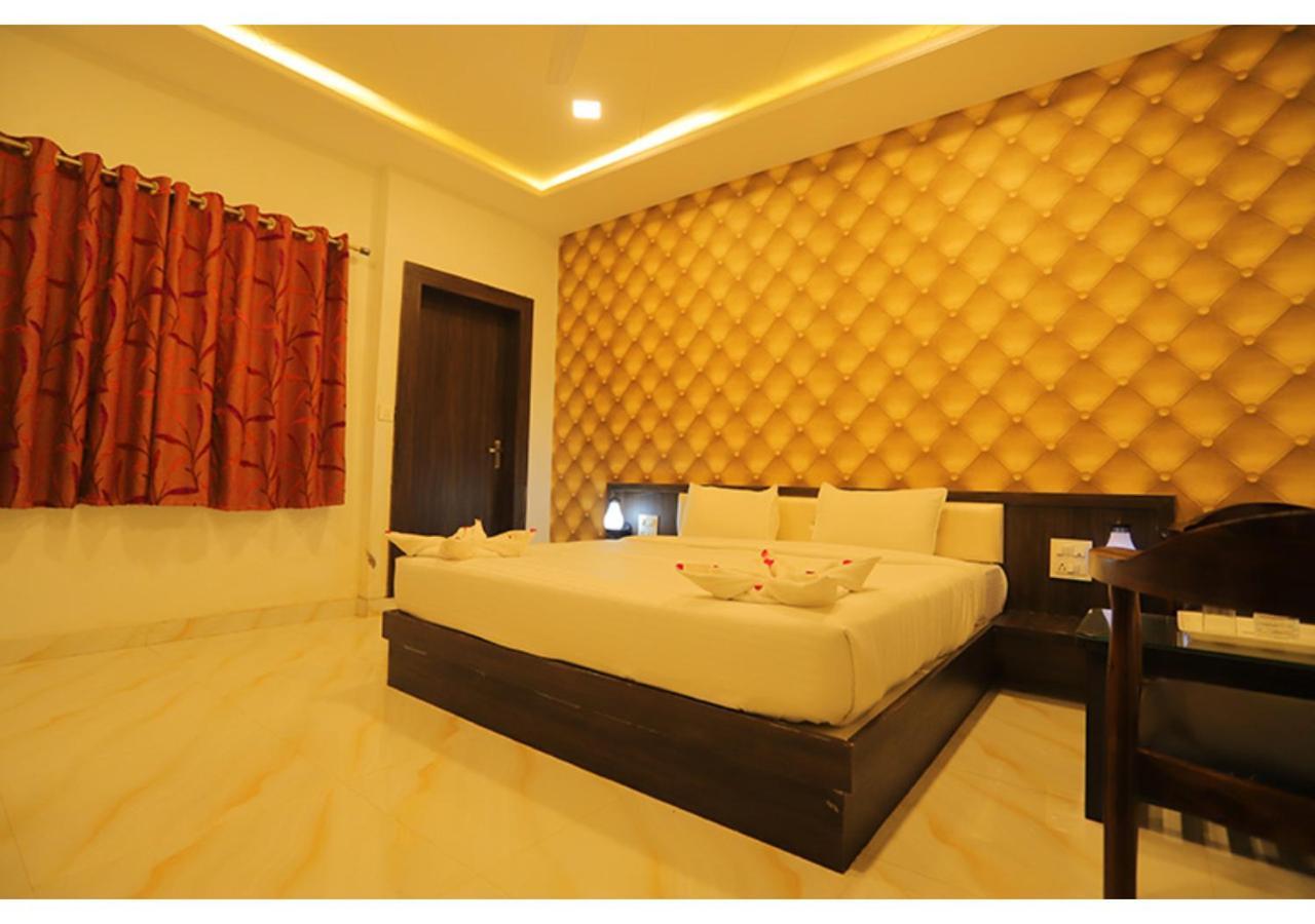 Hotel Raha Udaipur Exterior photo